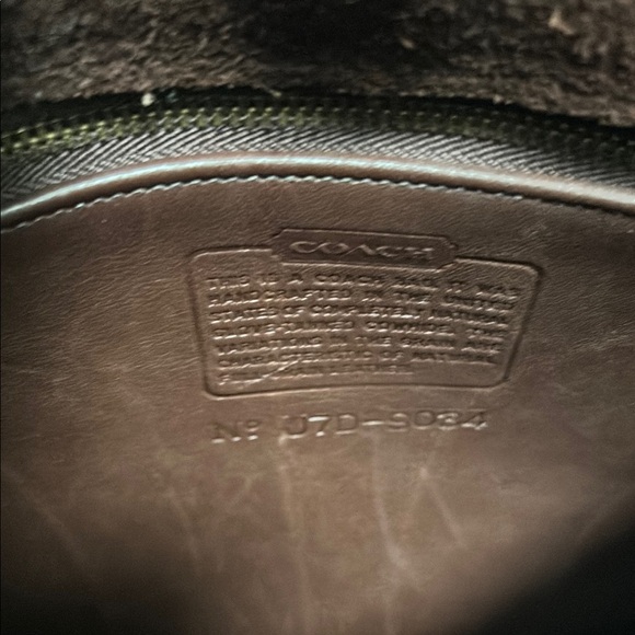 Chic Brown Leather Crossbody Bag - Picture 6 of 7